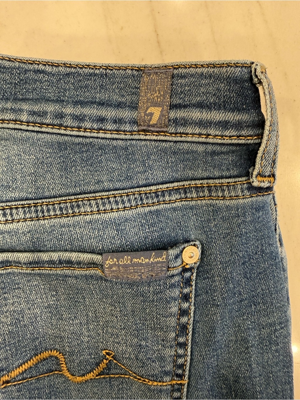 7 For All Mankind Light Blue Denim Jeans - Picture 2 of 9